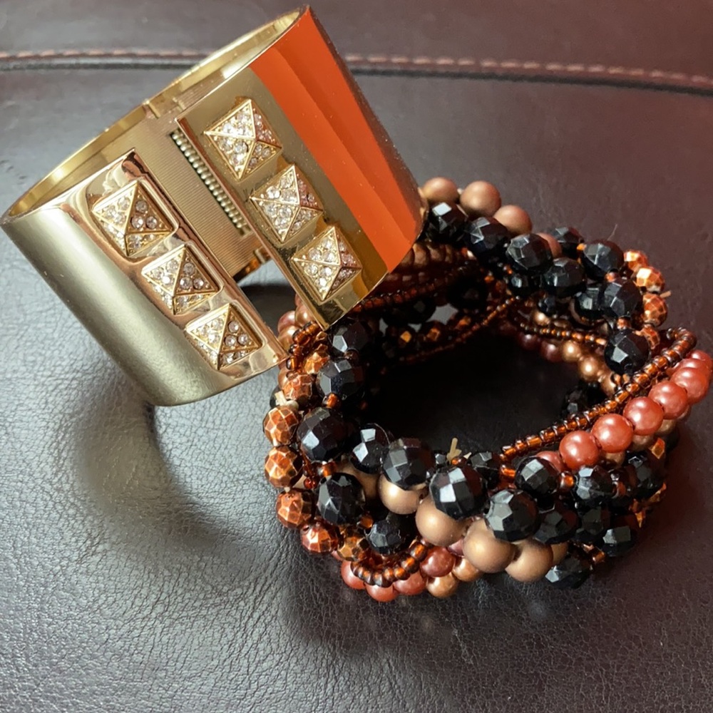 Set of two bracelets